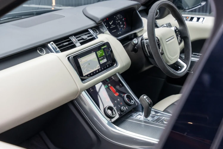 Vehicle Image 40