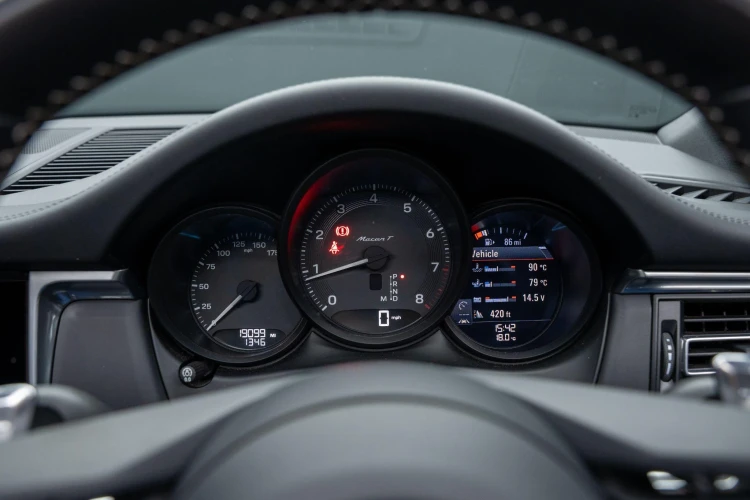 Vehicle Image 31