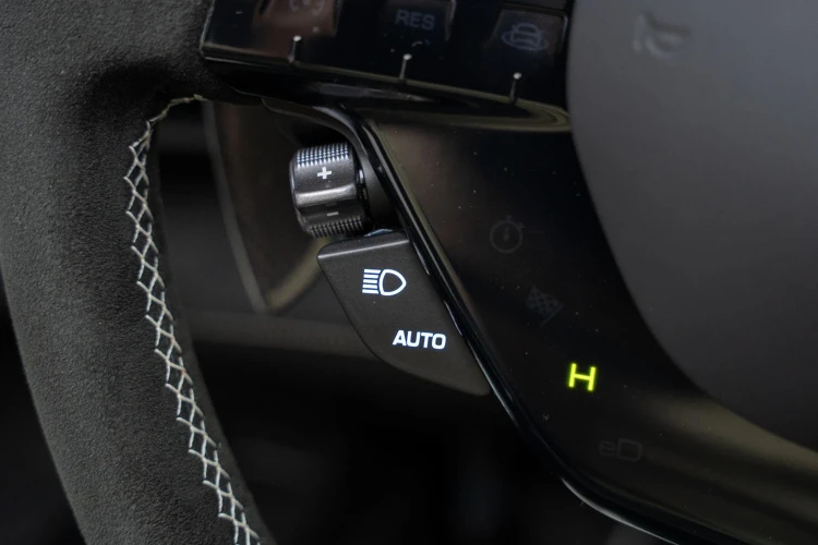 Vehicle Image 37