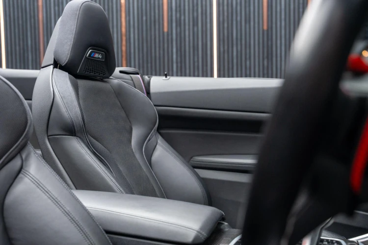 Vehicle Image 36