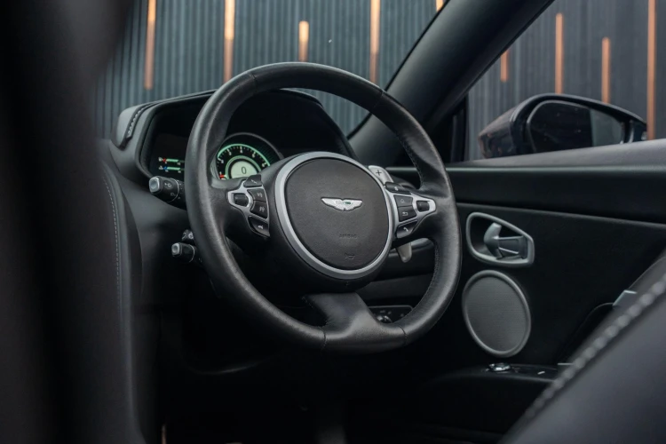 Vehicle Image 36
