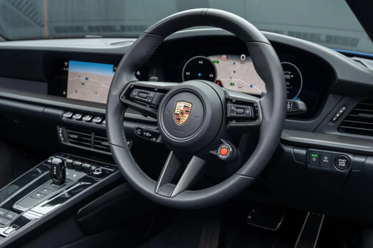 Vehicle Image 4