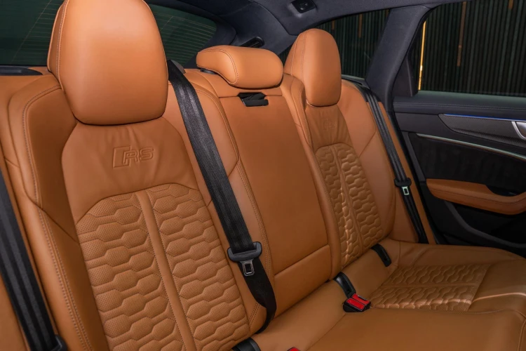 Vehicle Image 37