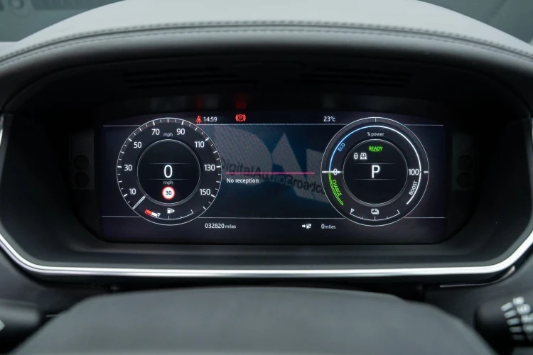 Vehicle Image 38