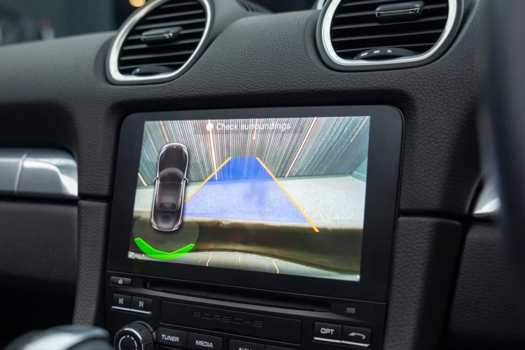 Vehicle Image 13