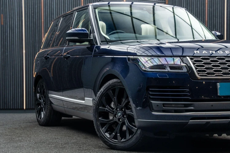 Vehicle Image 7