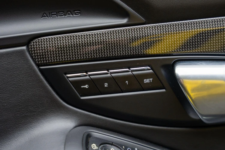 Vehicle Image 22