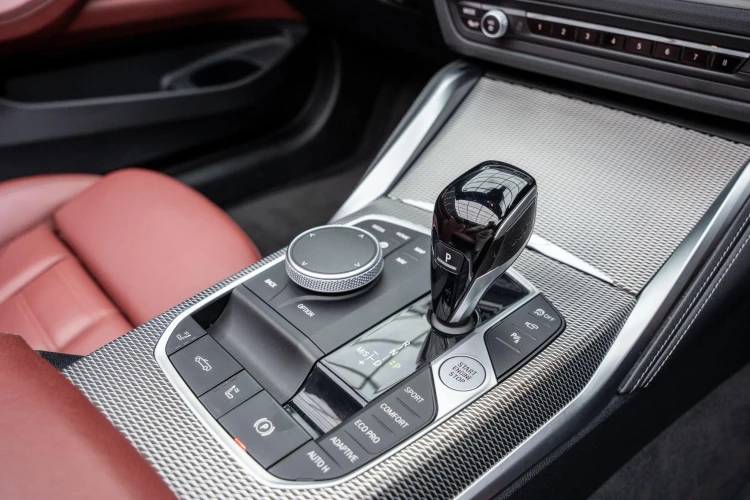 Vehicle Image 30