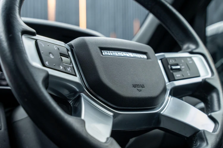 Vehicle Image 40