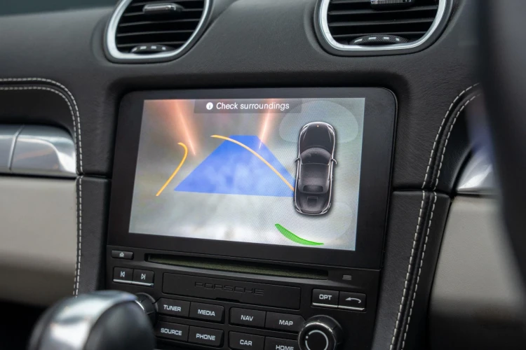 Vehicle Image 6