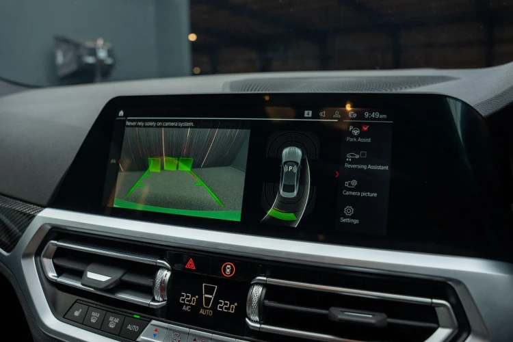 Vehicle Image 8