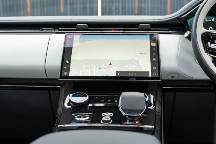 Vehicle Image 36