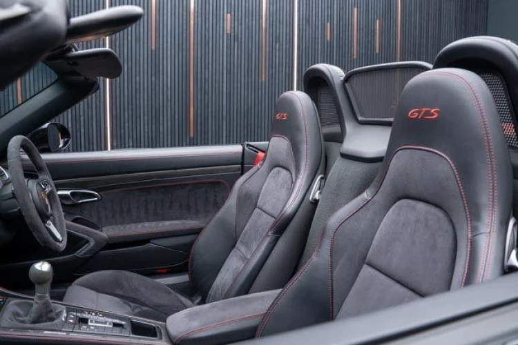 Vehicle Image 40