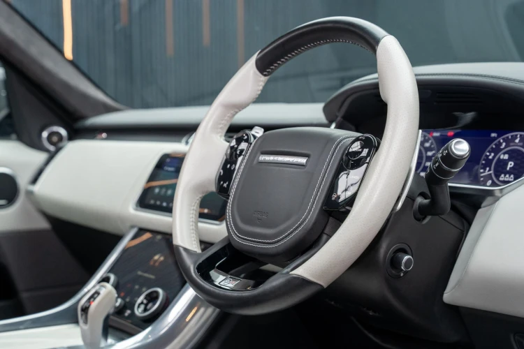 Vehicle Image 20