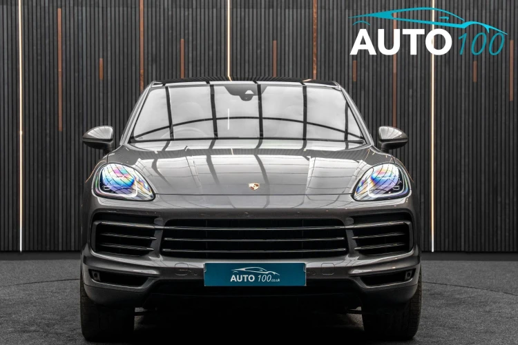 Vehicle Image 9