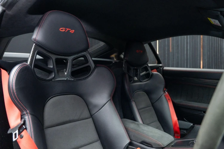 Vehicle Image 35