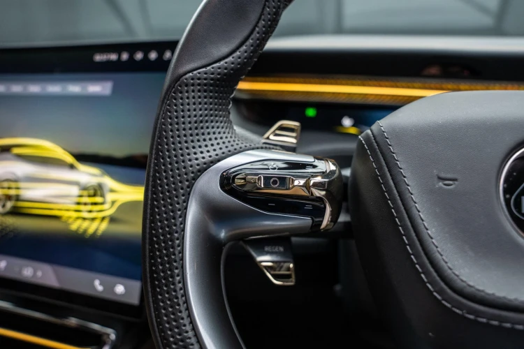 Vehicle Image 30