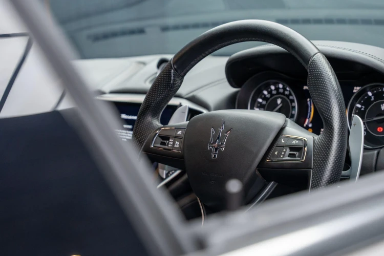 Vehicle Image 40