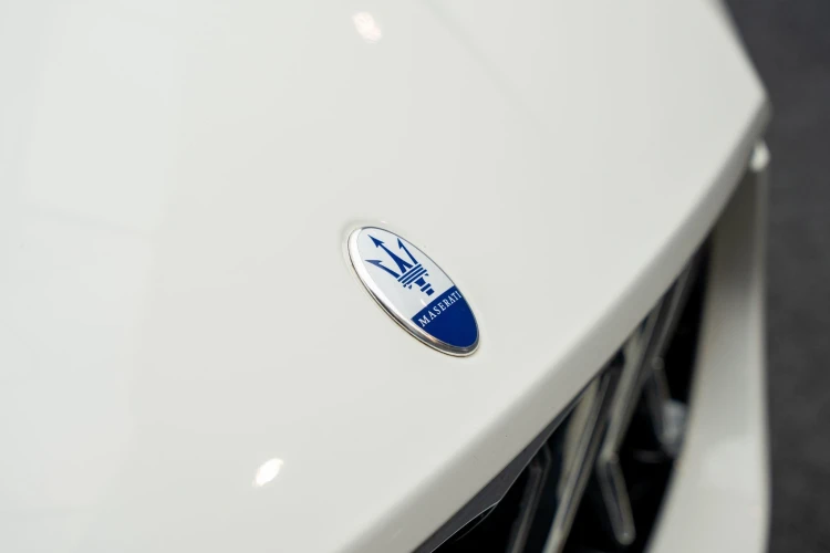 Vehicle Image 18