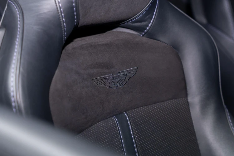 Vehicle Image 30