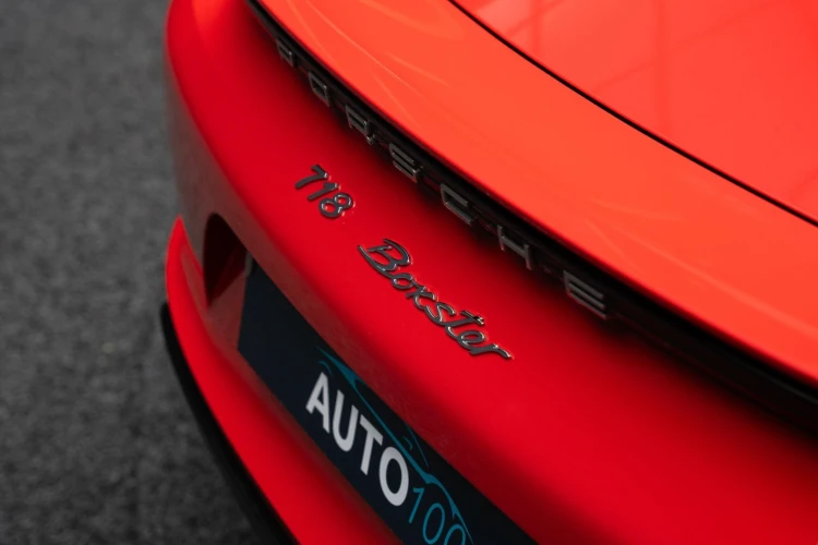 Vehicle Image 27