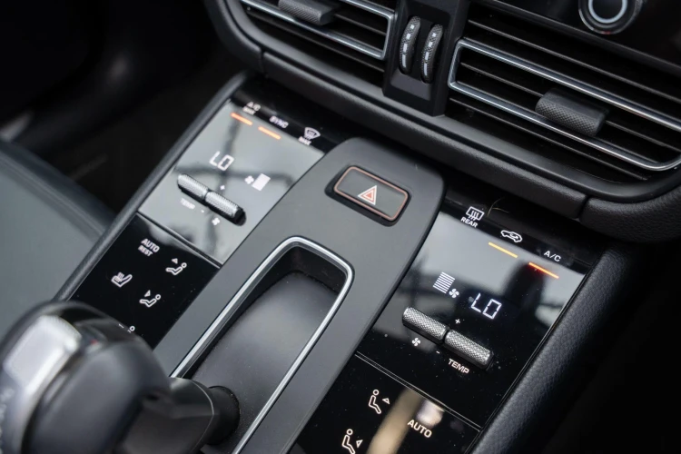 Vehicle Image 31