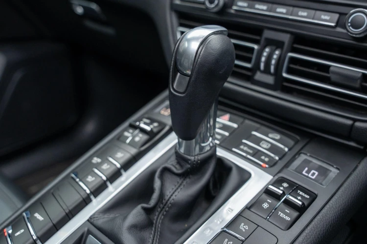 Vehicle Image 30