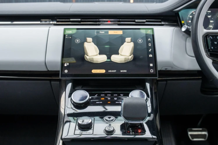 Vehicle Image 38