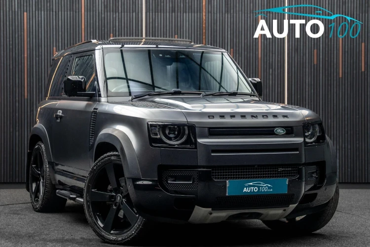 Land Rover Defender 90 Listing Image