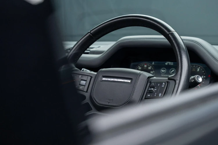 Vehicle Image 15