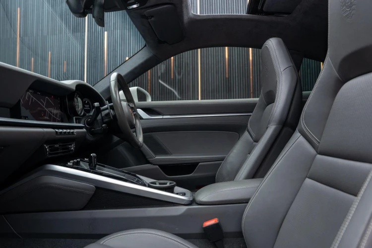 Vehicle Image 40