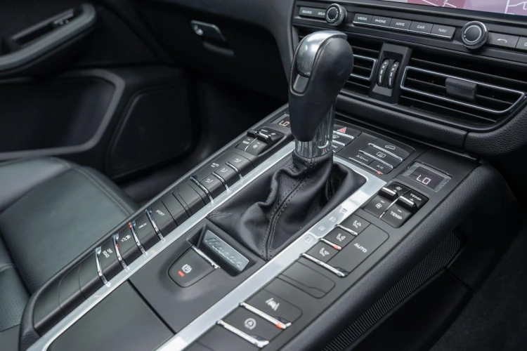 Vehicle Image 31