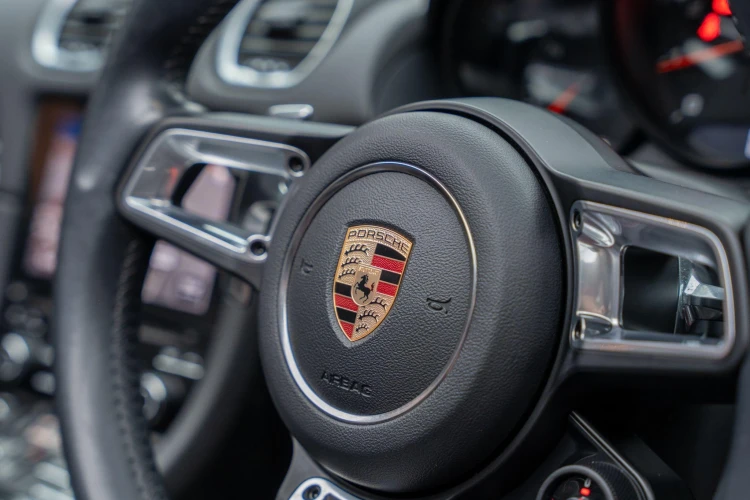 Vehicle Image 20