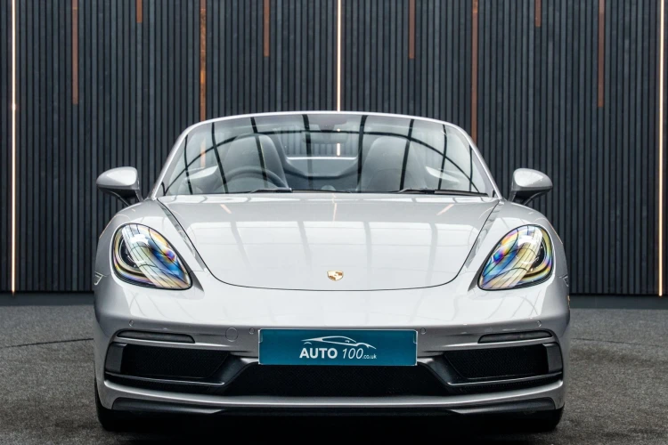 Vehicle Image 15