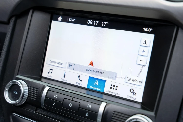 Vehicle Image 8