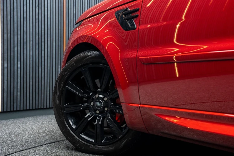 Vehicle Image 9