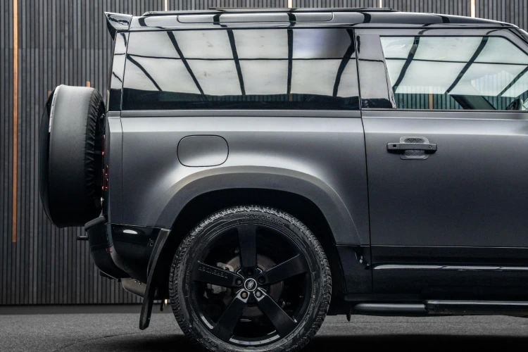 Vehicle Image 11