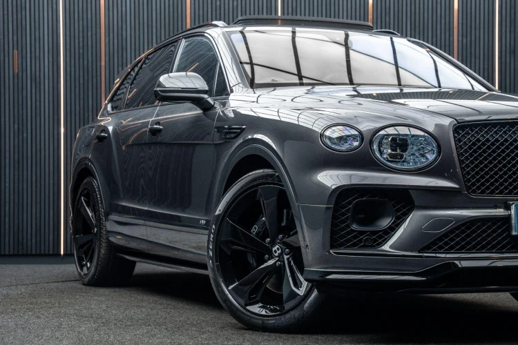Vehicle Image 7
