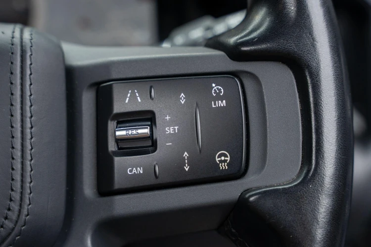 Vehicle Image 36
