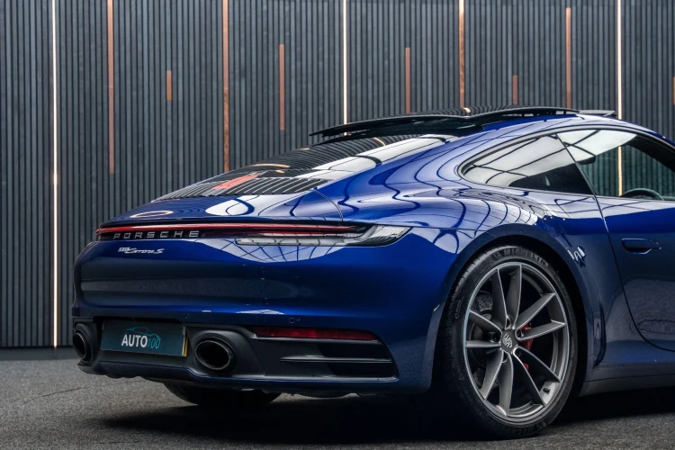 Vehicle Image 21