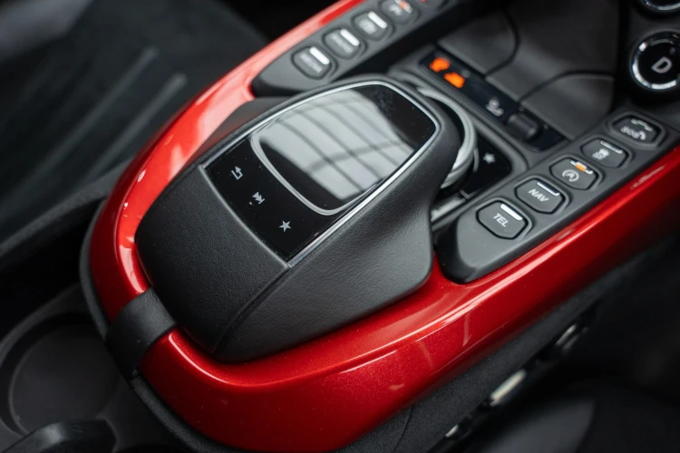 Vehicle Image 11
