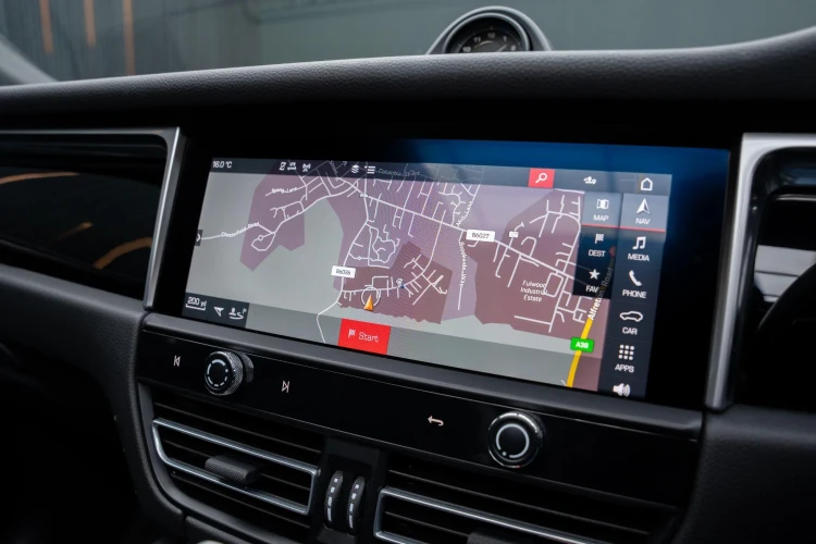 Vehicle Image 11