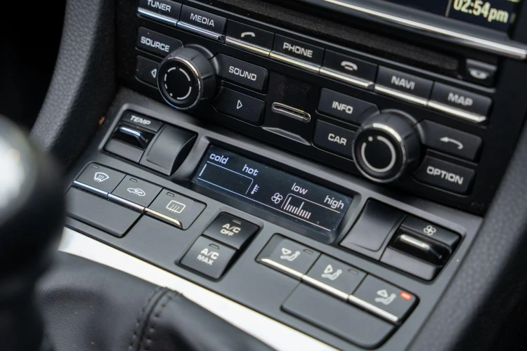 Vehicle Image 20