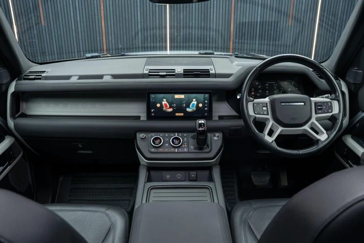 Vehicle Image 38