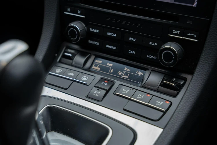 Vehicle Image 31