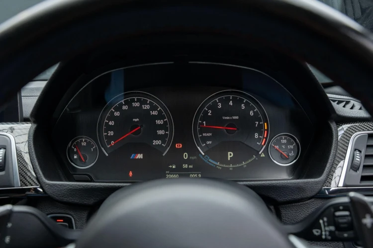 Vehicle Image 30