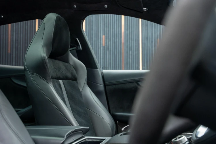 Vehicle Image 40