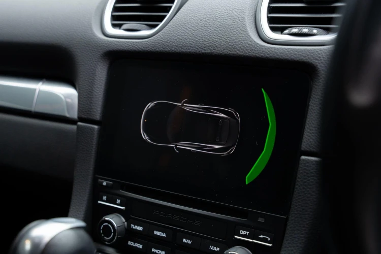 Vehicle Image 12