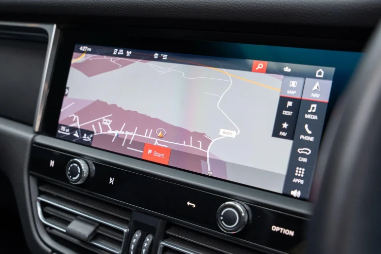 Vehicle Image 10