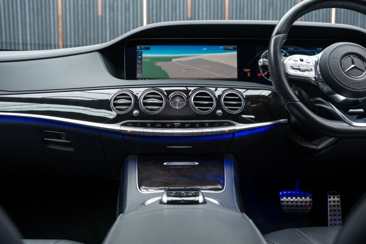 Vehicle Image 36